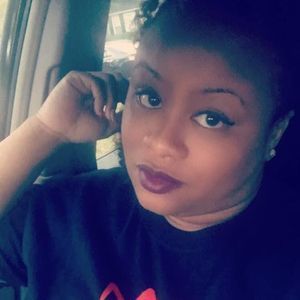 Meet your Posher, Candace