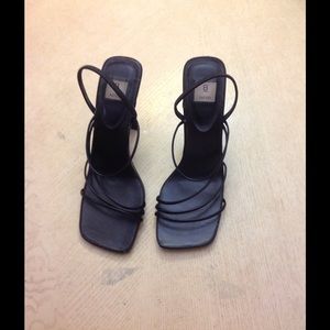 Bakers Black 'Francis' Strappy Heels. Size 8.5