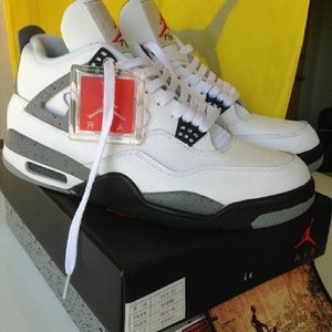 Nike Air Jordan IV 4 Retro WHITEBLACKVISCOUS