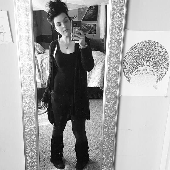 Meet your Posher, Andrea - Picture 2 of 2