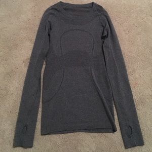 LULULEMON HEATHER GREY LONG SLEEVE TEE