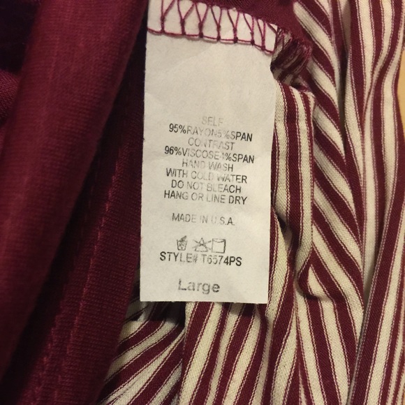 Maroon and Cream High-Low Top - Picture 4 of 4