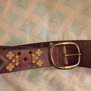 FOSSIL WIDE LEATHER BELT SIZE SMALL