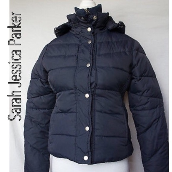 Sarah Jessica Parker's puffer coat "Bitten"