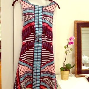 Colorful summer dress small with open back
