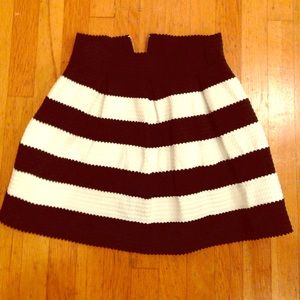 Cute striped skirt small