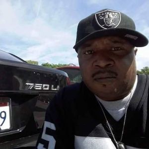 Meet your Posher, Desmond