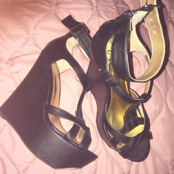 Platform 7 - Picture 3 of 3