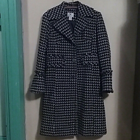 3/4 Long 60's Style Tweed Peacoat