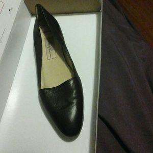 Amalfi black shoes size 8AAAA