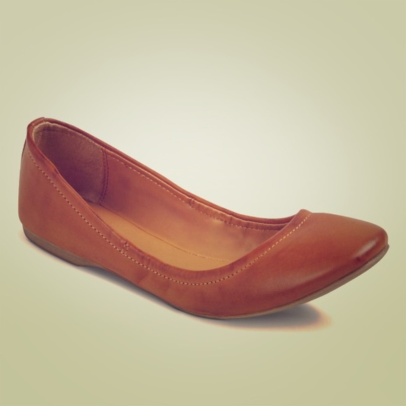 "On a Scrunch" Ballet Flats