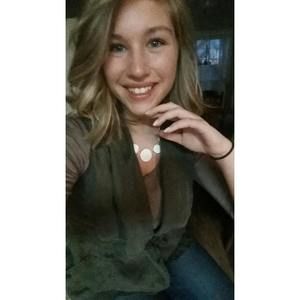 Meet your Posher, Leigha