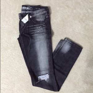 NWT Express gray distressed "Stella" skinny jeans