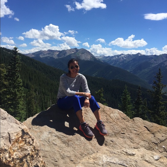 Meet your Posher, Leslie