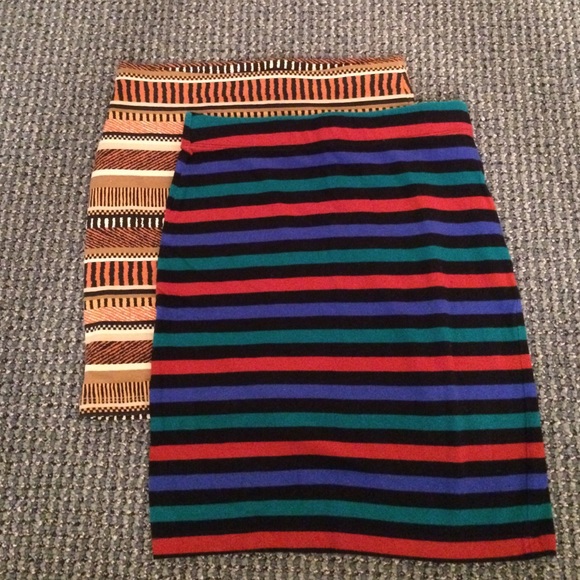 Skirt bundle!!