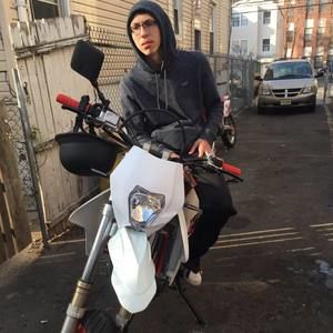 Meet your Posher, Justin