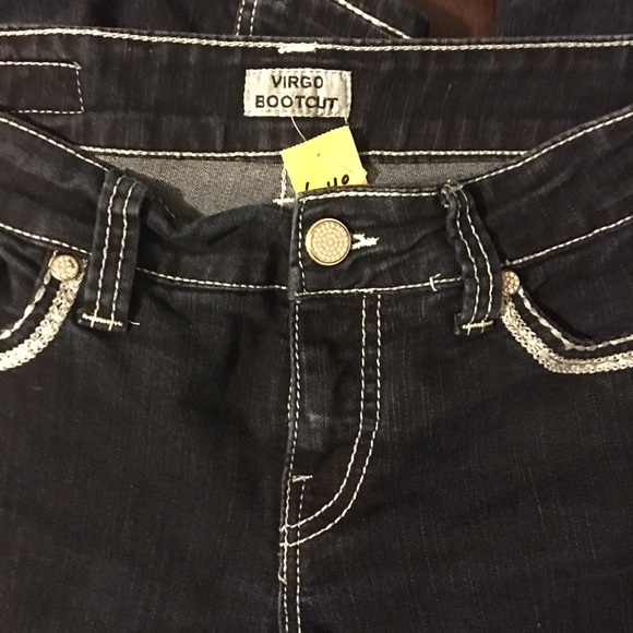 Virgo boot cut jeans. Size 10. Low rise. Stretch.