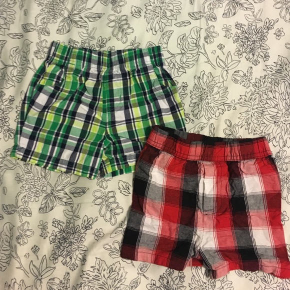 Plaid short bundle