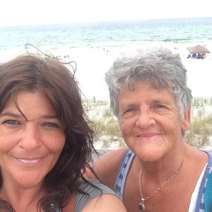 Meet your Posher, Carole