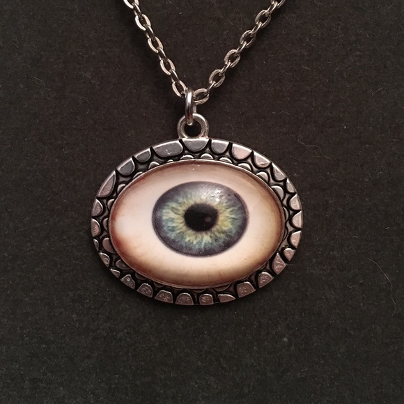 Awesome eyeball necklace