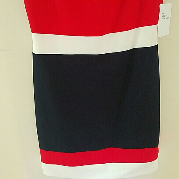 Dress - Picture 3 of 4
