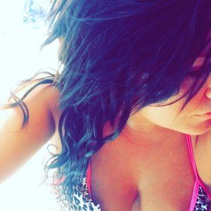 Meet your Posher, Selena