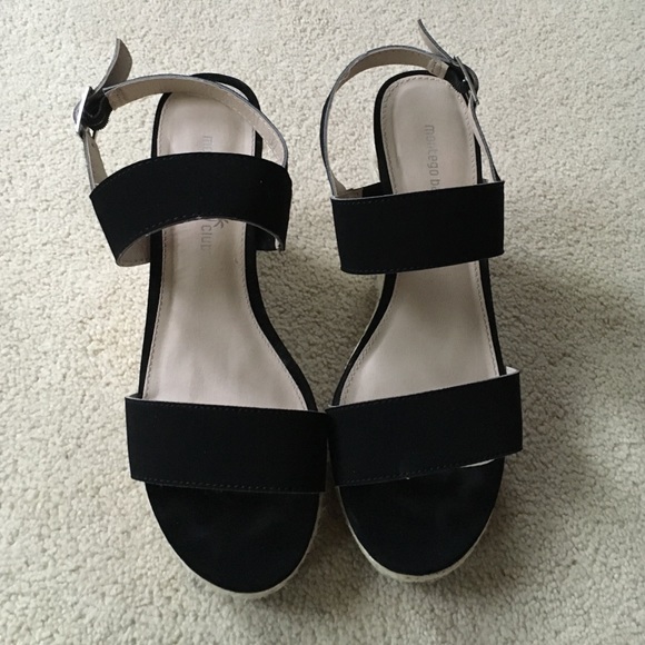 Black Wedges