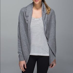 Lululemon Cabin Yogi Wrap