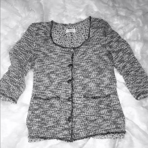 Sugar-Lips Button Cardigan