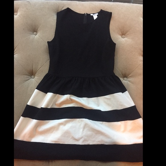 BAR III BLACK AND WHITE DRESS XL BRAND NEW