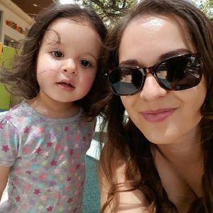 Meet your Posher, Lacey