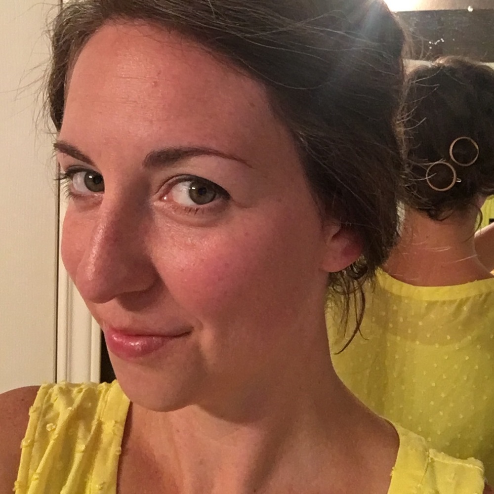 Meet your Posher, Jennifer
