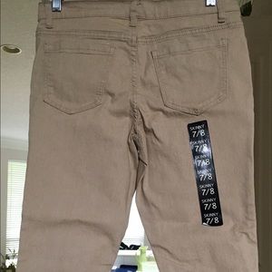 Brand new with tags khaki skinny jeans 7/8
