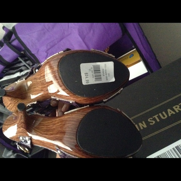 Heels - Picture 4 of 4