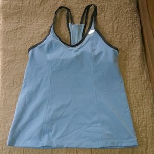 Brooks Workout top