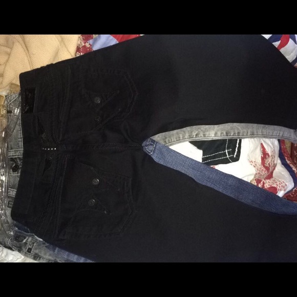 Robin Jeans ( With Double Flap) - Picture 4 of 4