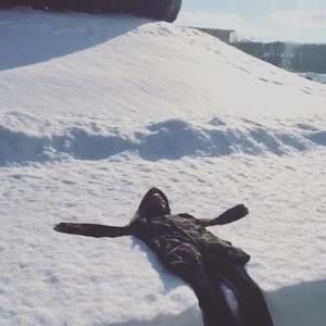 Meet your Posher, Zezo