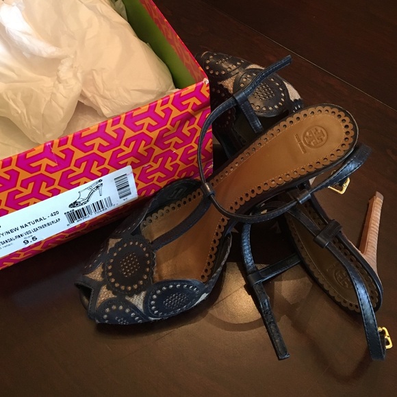 Tory Burch navy & burlap T-strap peep-toe heels!