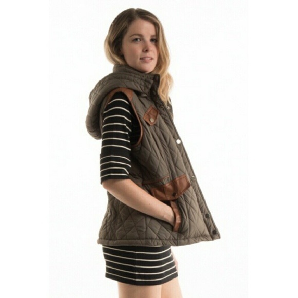 Faux Fur-lined Quilted Vest - 1 Left! - Picture 3 of 4
