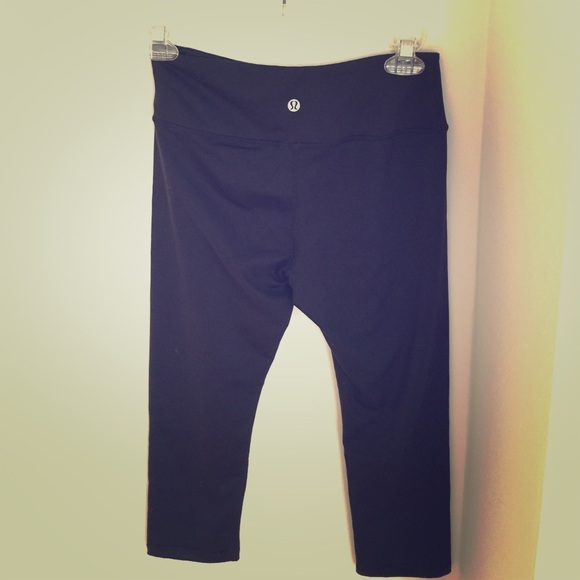 Lululemon cropped leggings!
