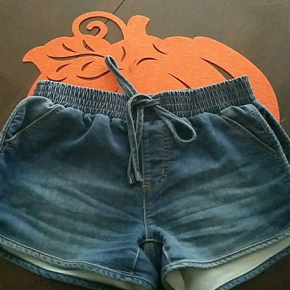 Massimo light weight jogger style short