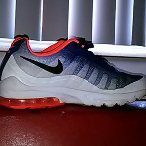 Nike air vapor strike