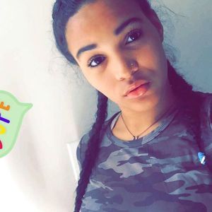 Meet your Posher, Briana