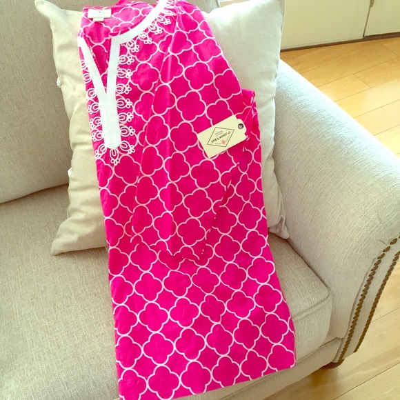 St. John's Bay Tops - Pink Tunic Top