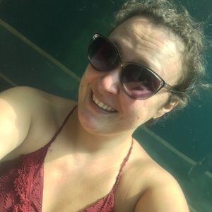 Meet your Posher, Natasha