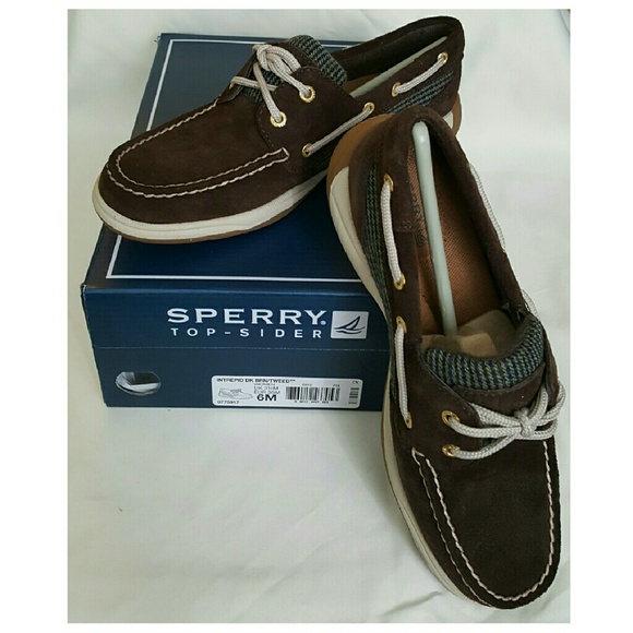 SOLD!!! Sperry Top-Sider. Size 6. NWT - Picture 2 of 4