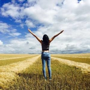 Meet your Posher, Sky