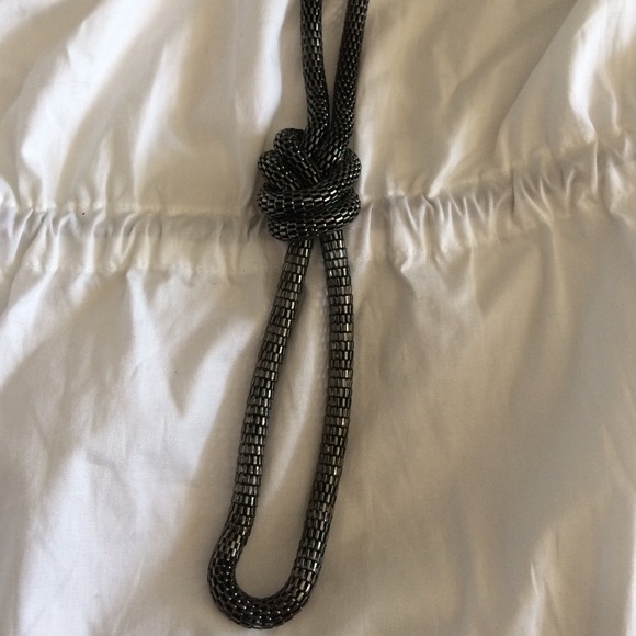 Metallic knot necklace