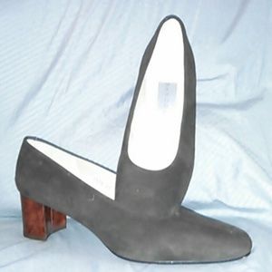 Bandolino brown low heeled pumps