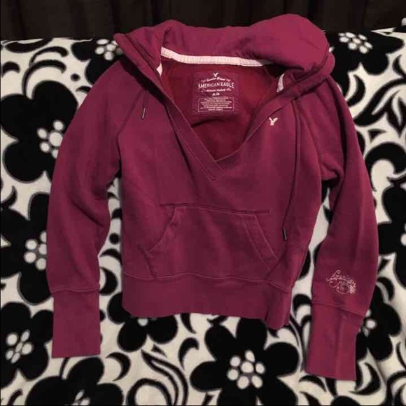 American Eagle Hoodie• Medium